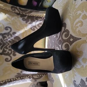 STEVE MADDEN Black Brushed Suede Platforms